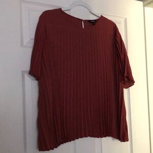 Women's Rust Pleated Top